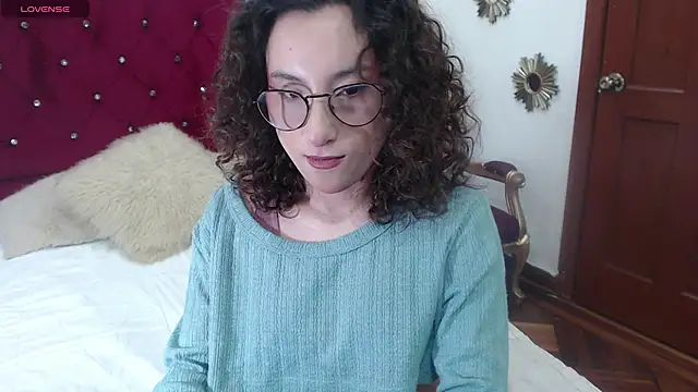 Snapshot of little__amy_ chatting on September 11, 2025, 10:10 pm little amy online show from September 11, 2025, 10:10 pm