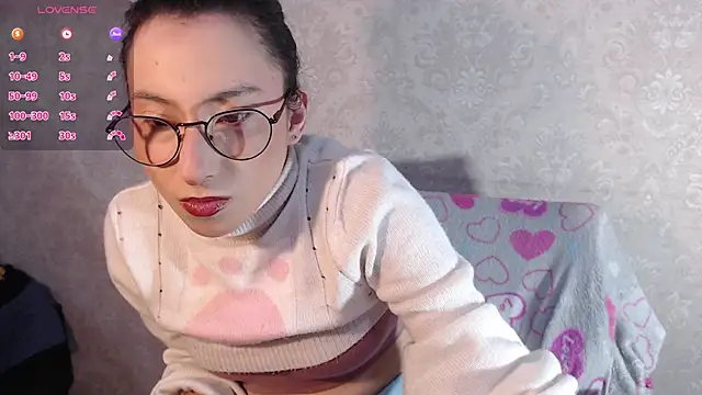 little  amy  online show from November 4, 2025, 8:52 pm