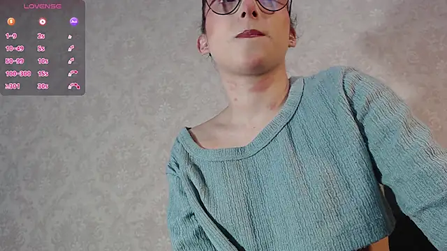 little  amy  online show from November 13, 2025, 8:52 pm