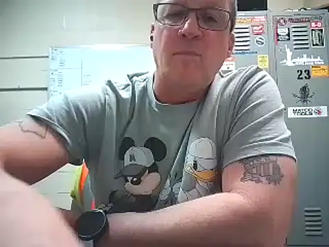 Cockrub1 online show from December 24, 2024, 12:33 pm