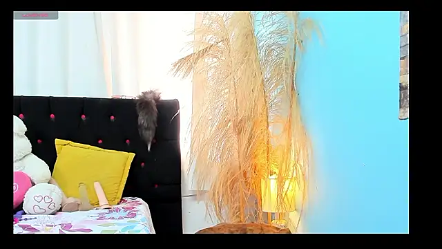 natacha wolf online show from February 3, 2026, 9:09 pm