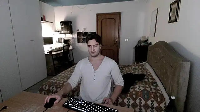 Snapshot of Alexox02 chatting on December 5, 2024, 6:11 pm Alexox02 online show from December 5, 2024, 6:11 pm