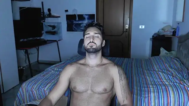 Snapshot of Alexox02 chatting on September 28, 2025, 7:08 pm Alexox02 online show from September 28, 2025, 7:08 pm