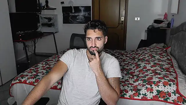 Snapshot of Alexox02 chatting on October 10, 2025, 8:41 pm Alexox02 online show from October 10, 2025, 8:41 pm