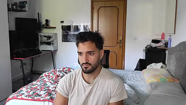 Snapshot of Alexox02 chatting on October 11, 2025, 8:46 am Alexox02 online show from October 11, 2025, 8:46 am