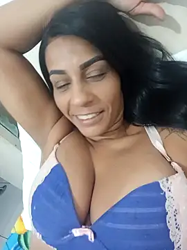 casal7722 online show from February 1, 2025, 1:23 am