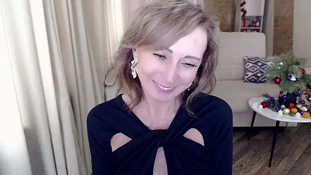 HornyMilf 777 online show from January 13, 2025, 8:37 am