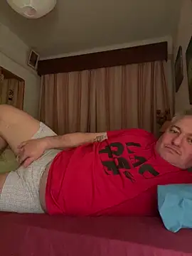 Snapshot of Russirayu chatting on March 21, 2025, 10:39 pm Russirayu online show from March 21, 2025, 10:39 pm