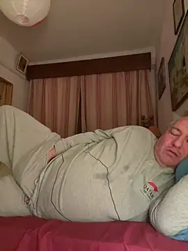 Snapshot of Russirayu chatting on March 22, 2025, 10:59 pm Russirayu online show from March 22, 2025, 10:59 pm