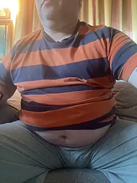 Snapshot of Russirayu chatting on February 14, 2026, 7:27 am Russirayu online show from February 14, 2026, 7:27 am