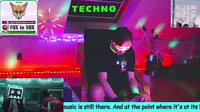 Snapshot of RevilO1180 chatting on February 25, 2026, 8:07 pm RevilO1180 online show from February 25, 2026, 8:07 pm