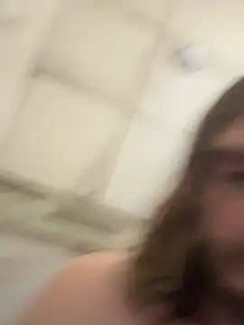 4kUsh2Fashion0 online show from January 8, 2025, 7:56 pm