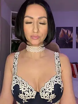 Snapshot of KatyEvanss chatting on November 25, 2025, 6:52 pm KatyEvanss online show from November 25, 2025, 6:52 pm