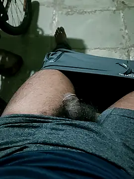 samlord261 online show from April 9, 2026, 3:50 pm