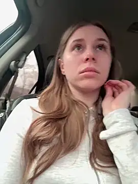 MilissaSee online show from March 3, 2025, 1:09 pm