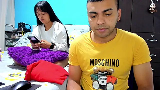 Snapshot of 2ScarletandRyan8 chatting on February 7, 2026, 9:57 am 2ScarletandRyan8 online show from February 7, 2026, 9:57 am