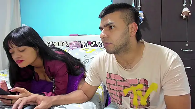 Snapshot of 2ScarletandRyan8 chatting on February 12, 2026, 9:59 am 2ScarletandRyan8 online show from February 12, 2026, 9:59 am