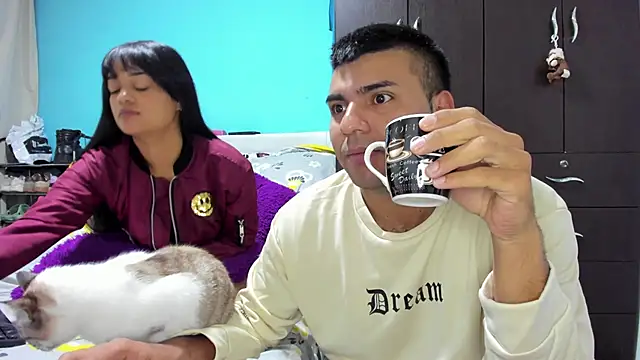 Snapshot of 2ScarletandRyan8 chatting on February 15, 2026, 10:03 am 2ScarletandRyan8 online show from February 15, 2026, 10:03 am