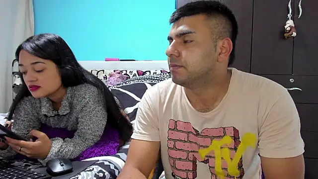 Snapshot of 2ScarletandRyan8 chatting on March 3, 2026, 9:59 am 2ScarletandRyan8 online show from March 3, 2026, 9:59 am