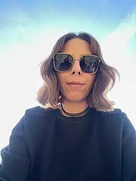 Mia Railey online show from February 23, 2026, 12:57 pm