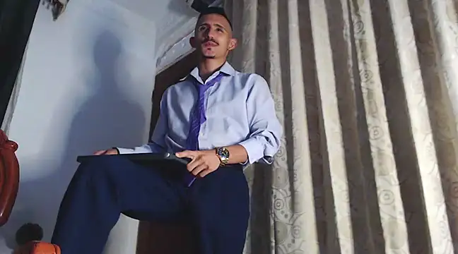 HomeAloneK online show from January 23, 2025, 8:56 pm