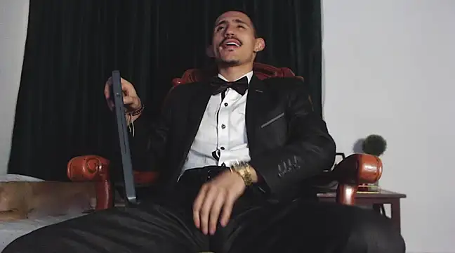 HomeAloneK online show from February 7, 2025, 7:38 pm