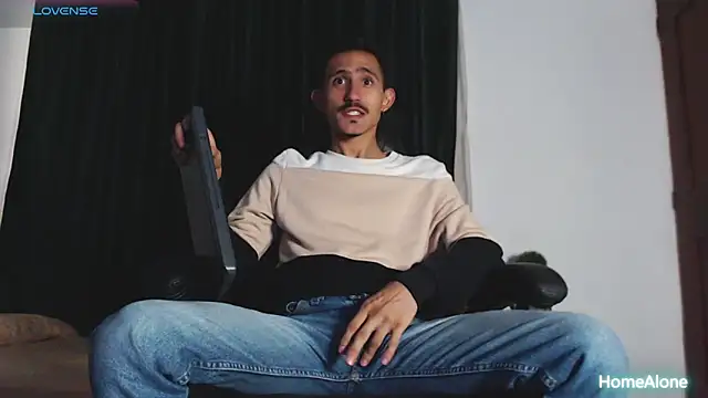 HomeAloneK online show from March 12, 2025, 6:22 pm