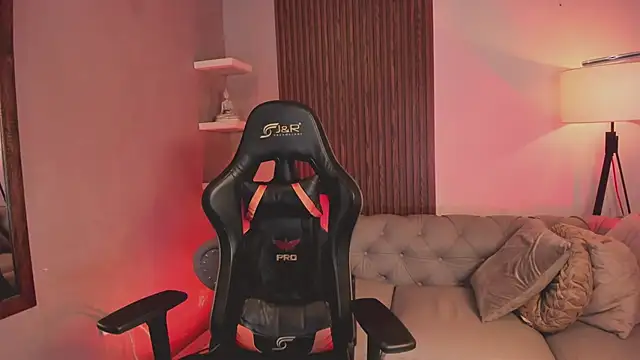 Snapshot of liam_collins21 chatting on January 18, 2026, 11:58 am liam collins21 online show from January 18, 2026, 11:58 am