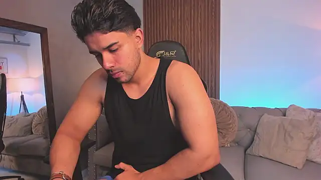 Snapshot of liam_collins21 chatting on February 22, 2026, 11:42 am liam collins21 online show from February 22, 2026, 11:42 am