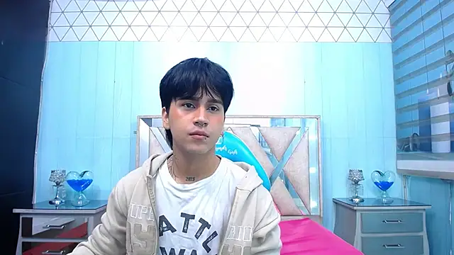 alex 477 online show from October 14, 2025, 11:33 am