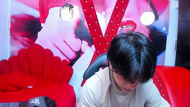 alex 477 online show from November 18, 2025, 11:36 am