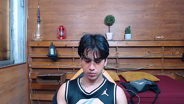 alex 477 online show from November 26, 2025, 11:33 am