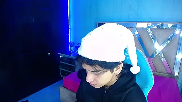 alex 477 online show from December 15, 2025, 11:36 am