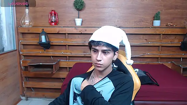 alex 477 online show from December 17, 2025, 11:27 am