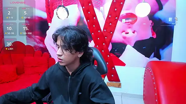 alex 477 online show from April 10, 2026, 11:48 am