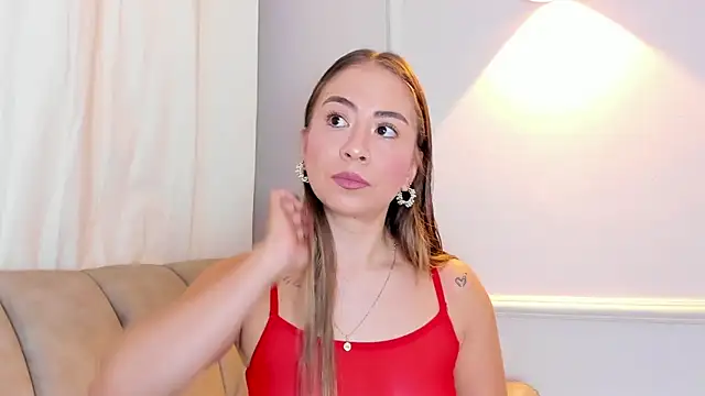 Lia walton online show from February 10, 2025, 11:46 am