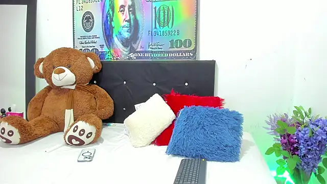 Snapshot of ZahiraEvans_ chatting on September 30, 2025, 6:57 pm ZahiraEvans online show from September 30, 2025, 6:57 pm