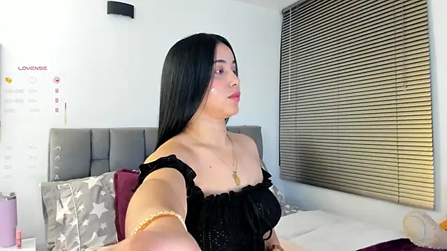 Gigi-bom online show from February 19, 2026, 12:06 am