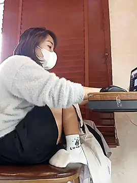 Snapshot of Michiko1 chatting on February 12, 2025, 7:55 am Michiko1 online show from February 12, 2025, 7:55 am
