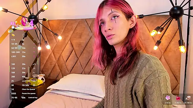 Feniix   online show from April 18, 2026, 5:22 am