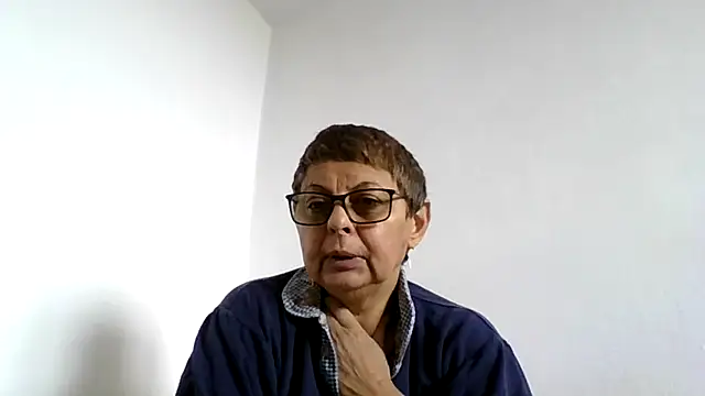 roseblak42 online show from October 18, 2025, 10:27 am