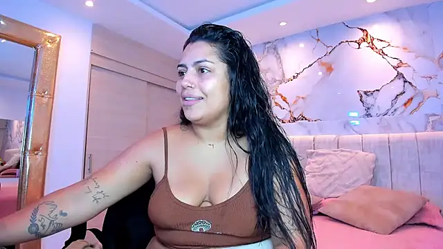 kiana cream online show from March 25, 2026, 1:33 am