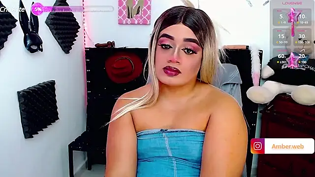 Snapshot of Amber_bigcock22 chatting on February 25, 2025, 2:22 pm Amber bigcock22 online show from February 25, 2025, 2:22 pm