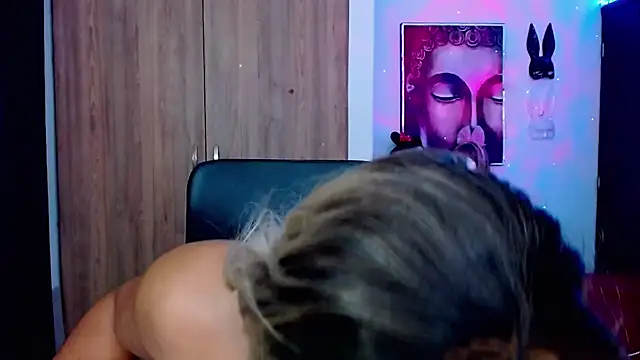 Snapshot of Amber_bigcock22 chatting on September 22, 2025, 11:23 am Amber bigcock22 online show from September 22, 2025, 11:23 am