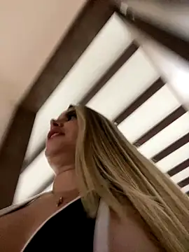 natashasweet online show from October 7, 2025, 3:04 am