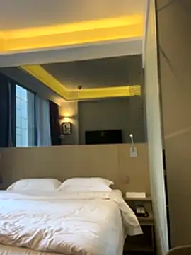 cokezero1668 online show from November 14, 2025, 4:22 am