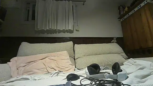 fransexdol online show from December 6, 2024, 2:02 am