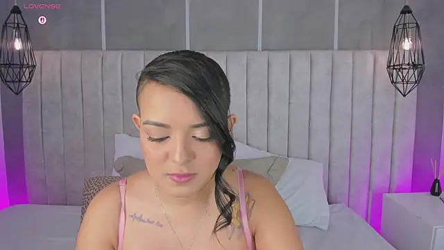 lea gray online show from December 19, 2025, 7:21 pm