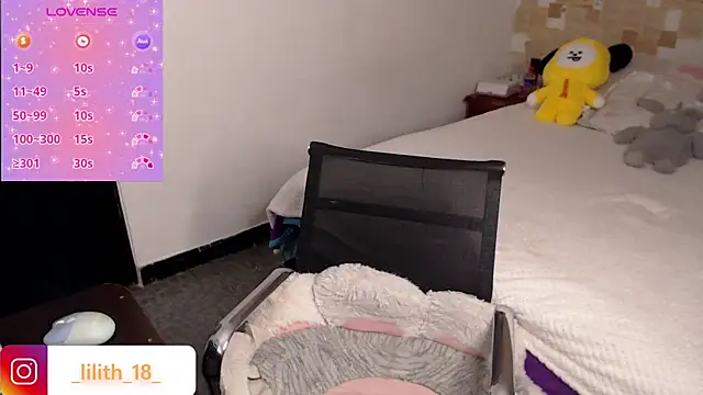 Snapshot of _Lilith_18_ chatting on December 29, 2024, 6:56 am Lilith 18 online show from December 29, 2024, 6:56 am