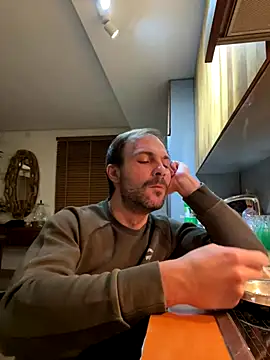 Adventurehotman online show from December 2, 2024, 4:09 pm